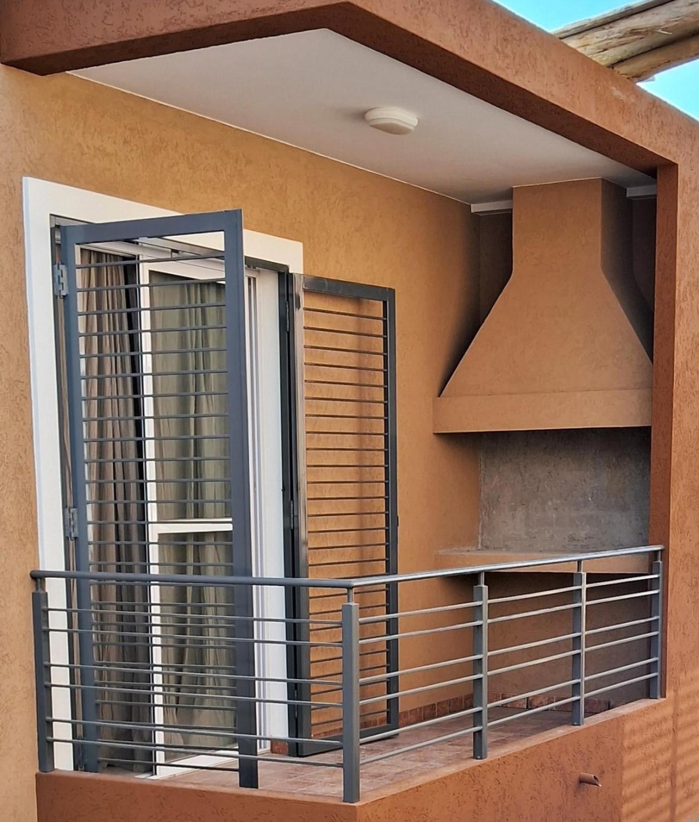 Dorrego Apartment *